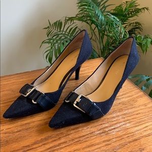 Any 2 shoes $30 - message to bundle